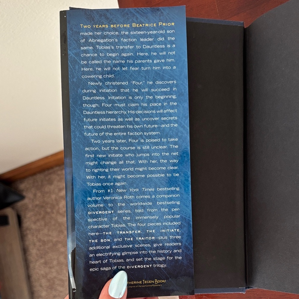 Four Veronica Roth Book - Picture 4 of 4